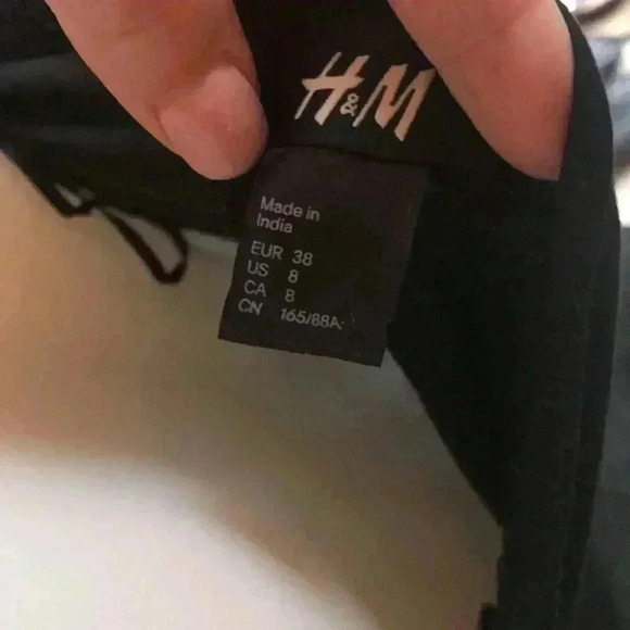 H&M Black halter dress size 8 - Picture 5 of 5